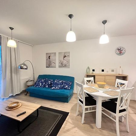 Lazurowy Apartament 코워브제크 외부 사진