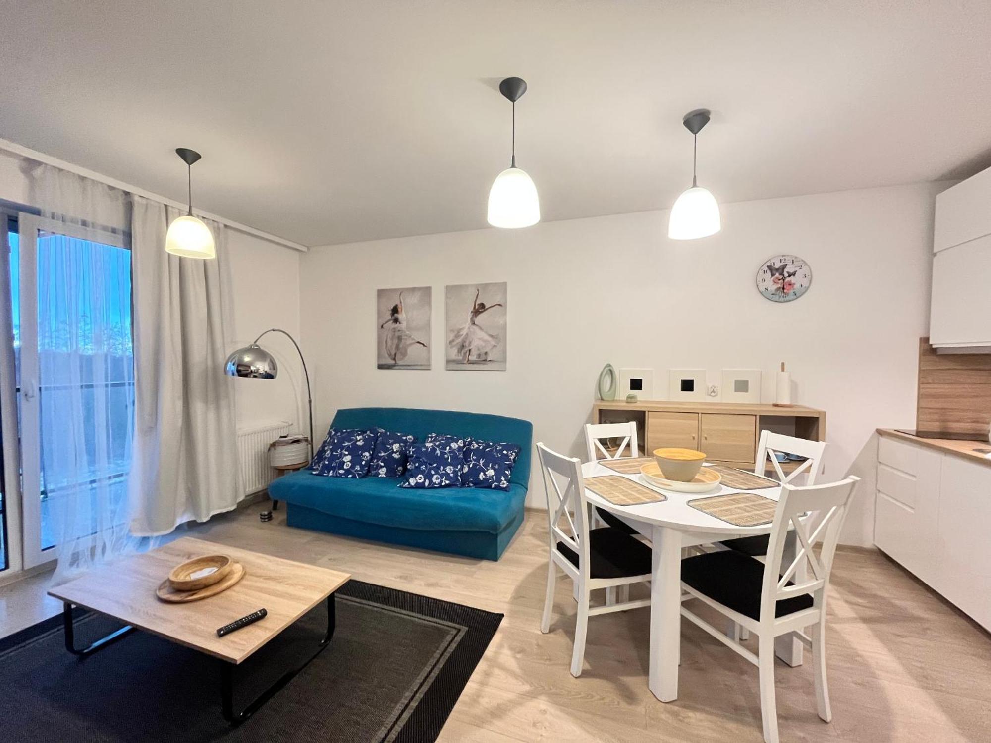 Lazurowy Apartament 코워브제크 외부 사진