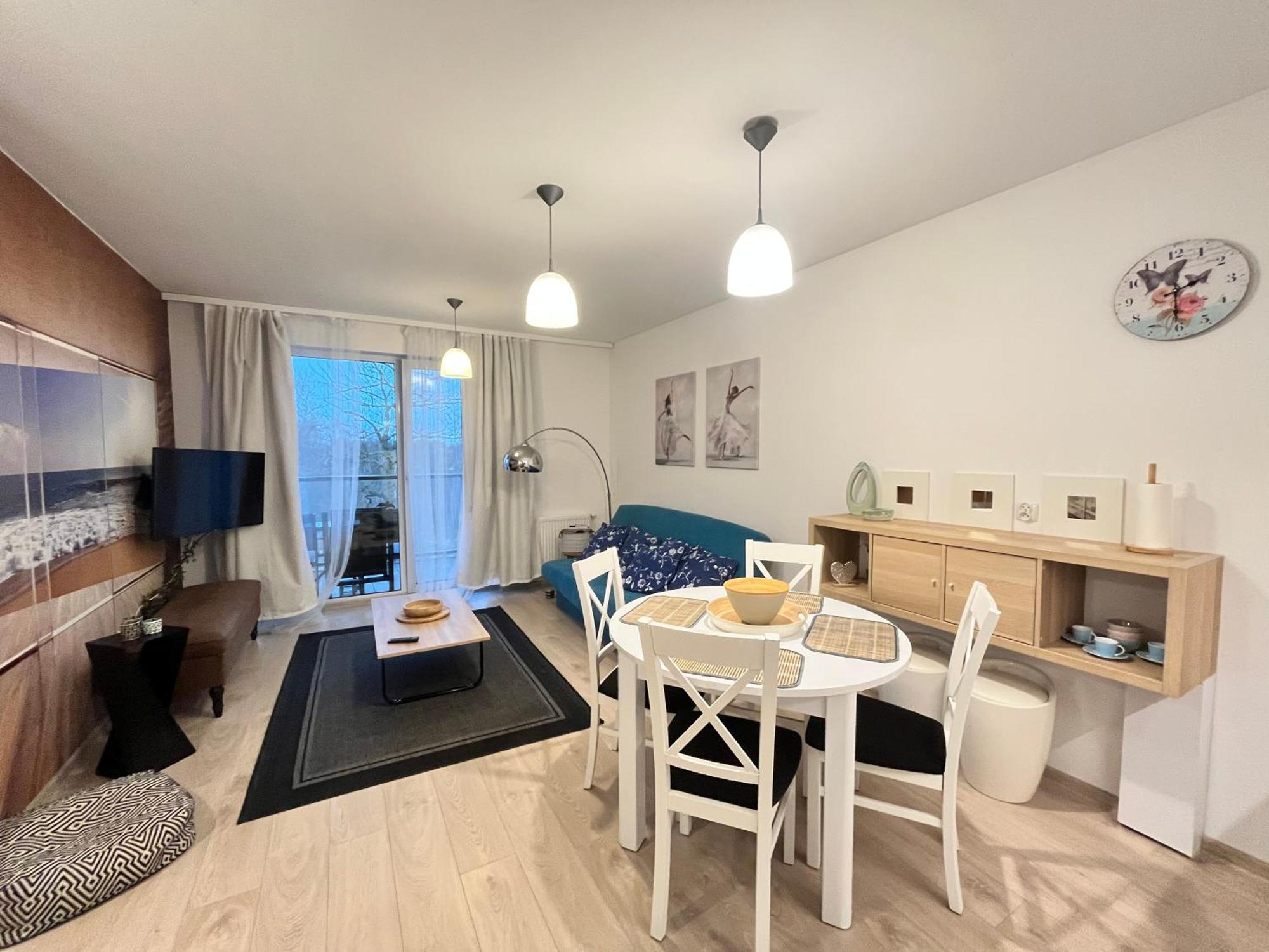 Lazurowy Apartament 코워브제크 외부 사진